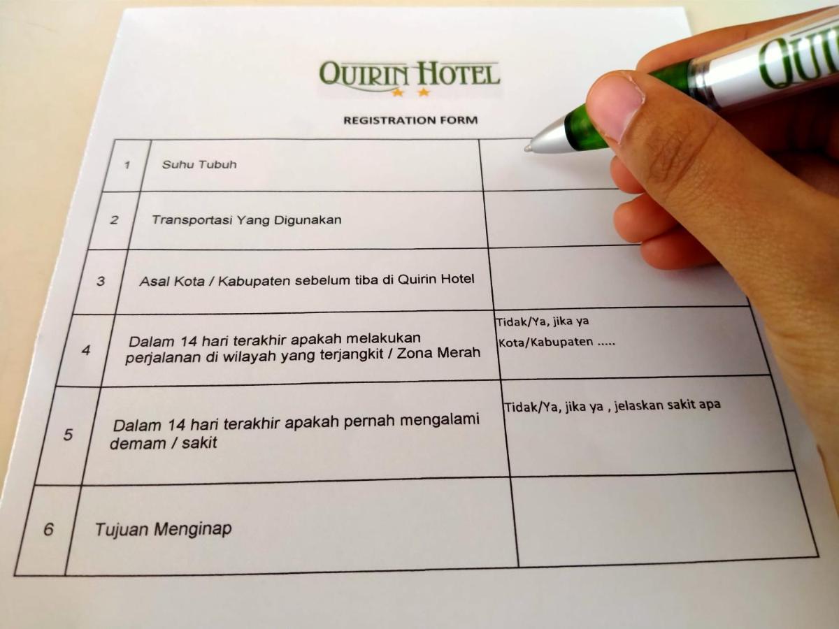 Hotel Quirin Semarang Bagian luar foto