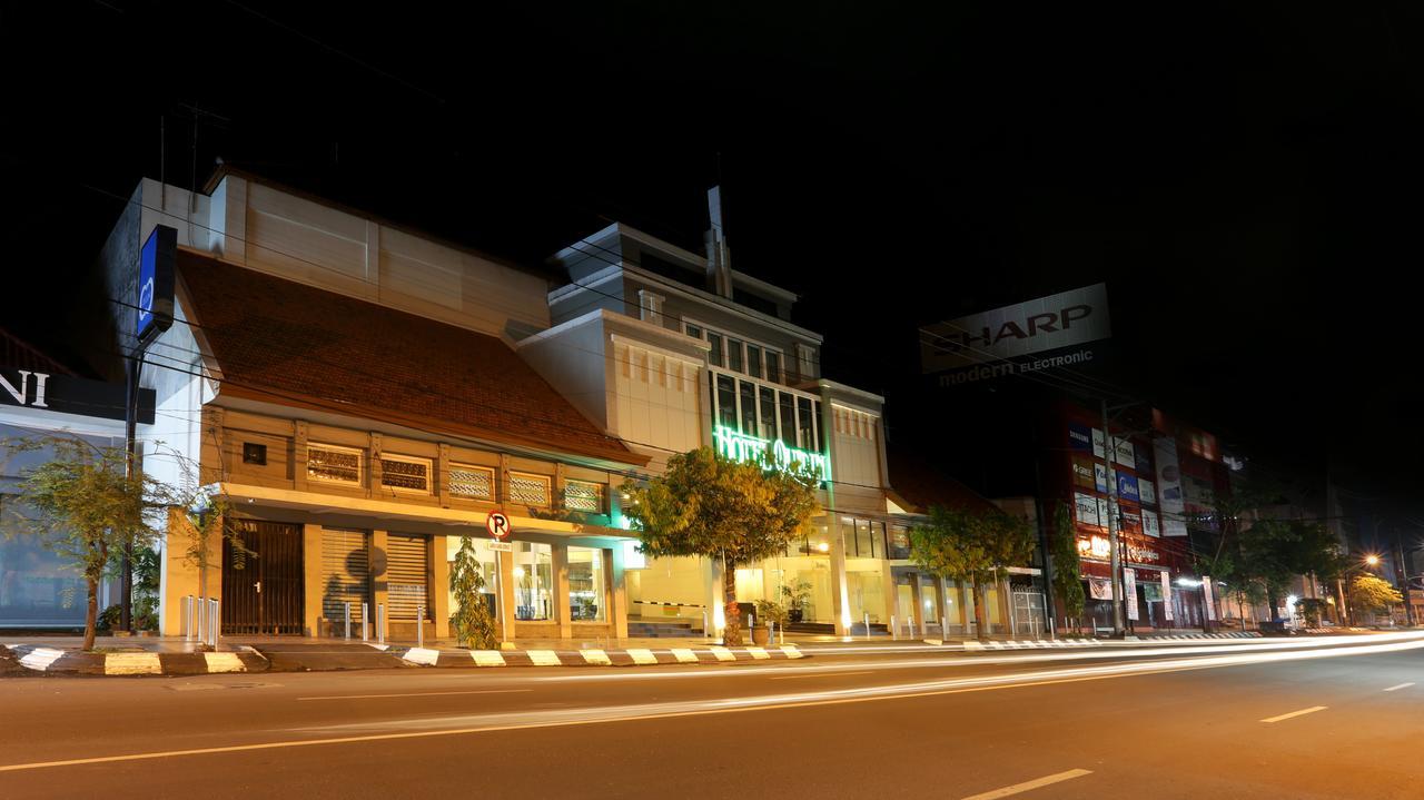 Hotel Quirin Semarang Bagian luar foto